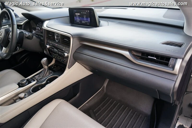 2018 Lexus RX 4th Gen - Image 17 of 20