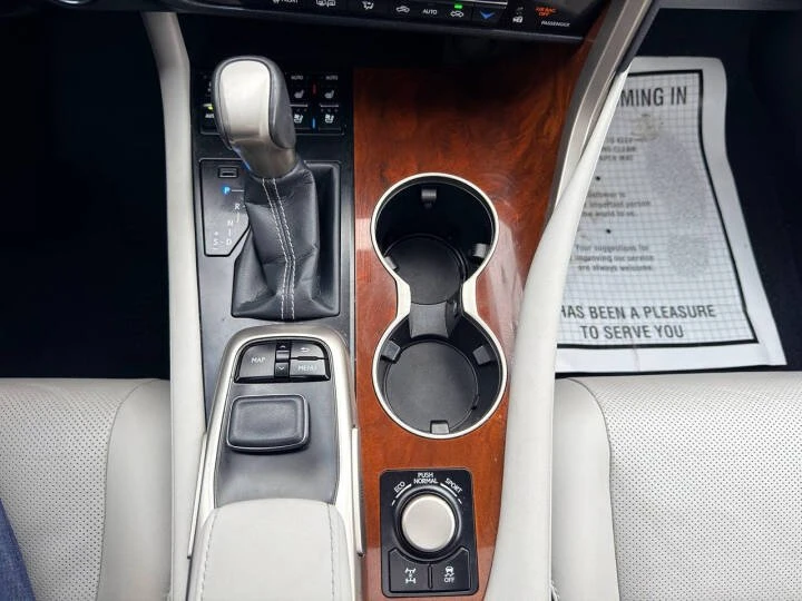 2018 Lexus RX 4th Gen - Image 16 of 19