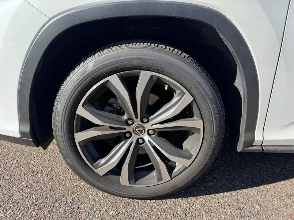 2018 Lexus RX 4th Gen - Image 18 of 19