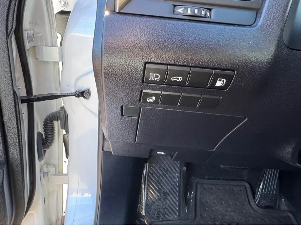2018 Lexus RX 4th Gen - Image 11 of 19
