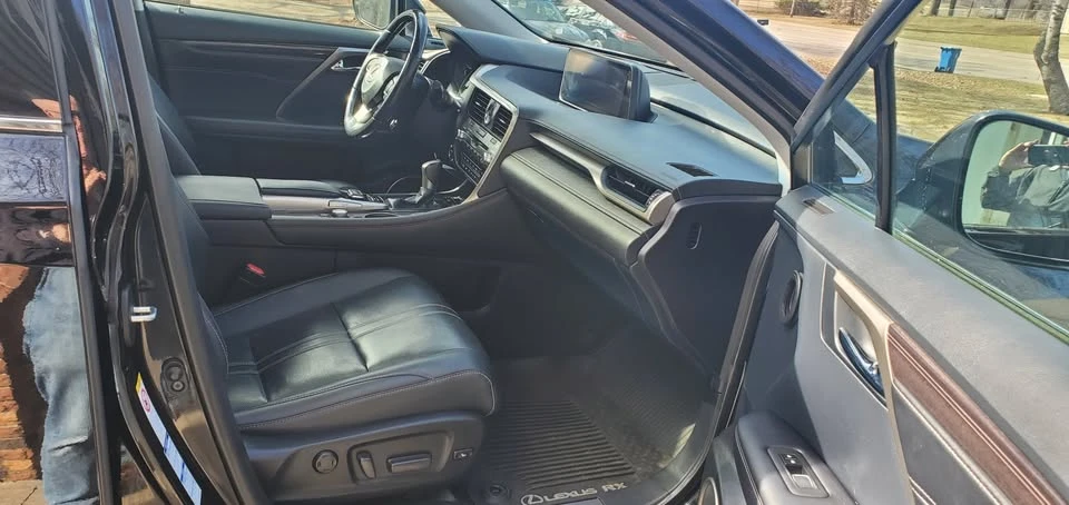 2018 Lexus RX 4th Gen - Image 9 of 16