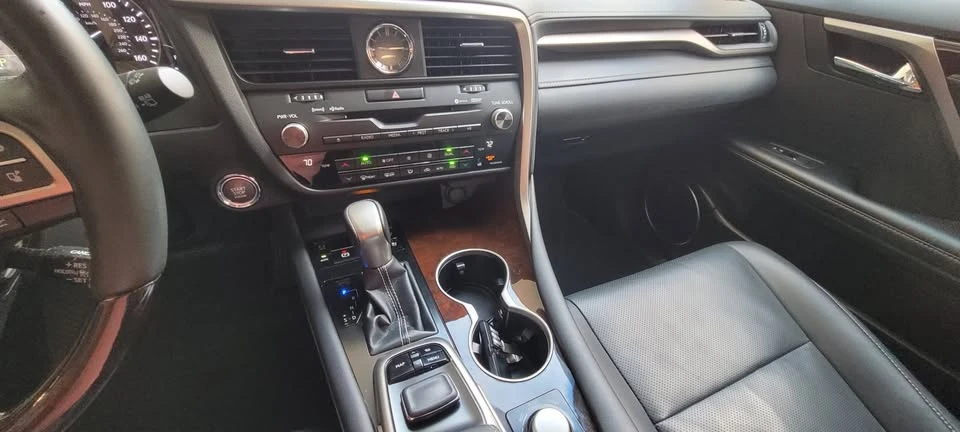 2018 Lexus RX 4th Gen - Image 12 of 18