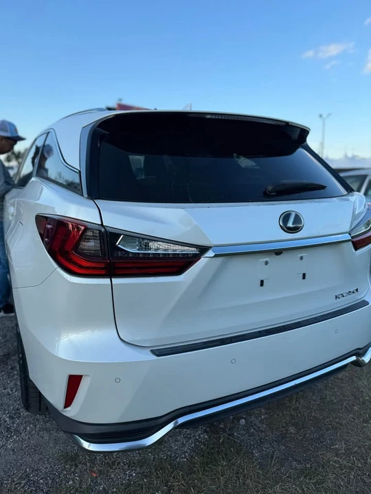 2018 Lexus RX 4th Gen - Image 5 of 15