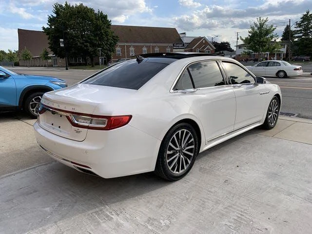 2018 Lincoln Continental 10th Gen - Image 5 of 18
