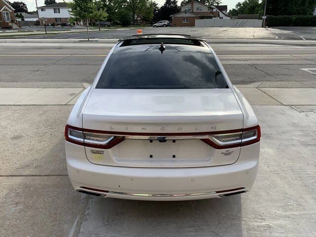 2018 Lincoln Continental 10th Gen - Image 7 of 18
