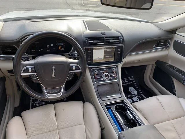 2018 Lincoln Continental 10th Gen - Image 15 of 18