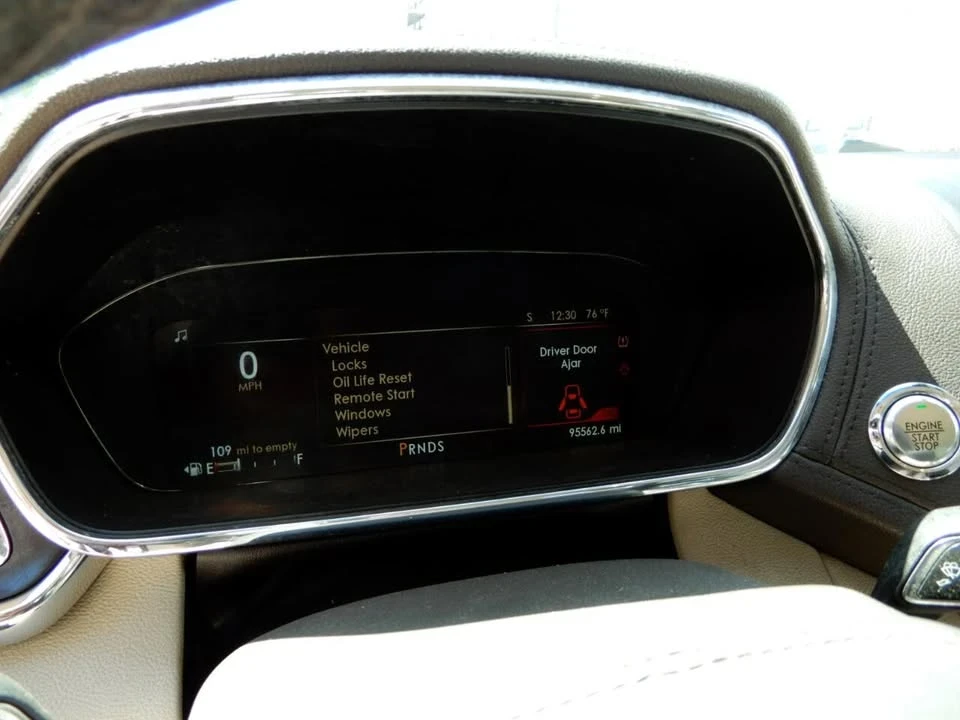 2018 Lincoln Continental 10th Gen - Image 13 of 19