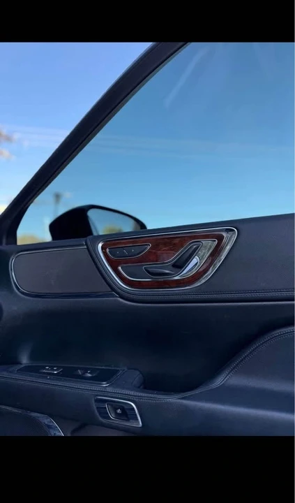 2018 Lincoln Continental 10th Gen - Image 8 of 18