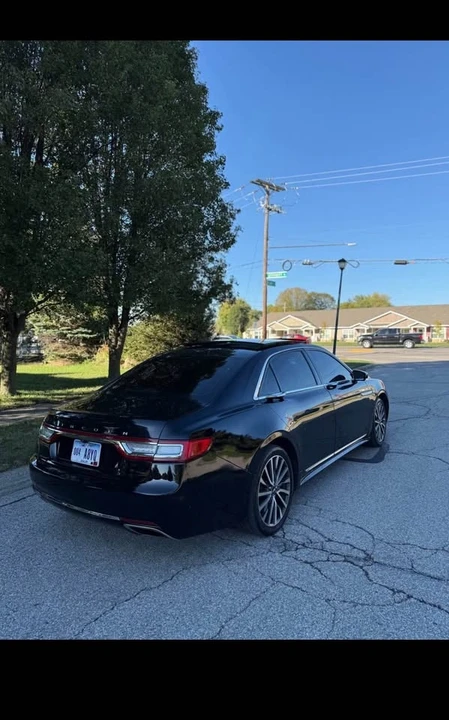 2018 Lincoln Continental 10th Gen - Image 5 of 18