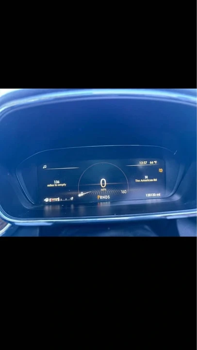 2018 Lincoln Continental 10th Gen - Image 13 of 18