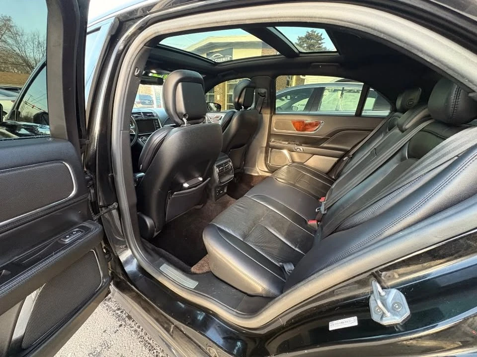 2018 Lincoln Continental 10th Gen - Image 15 of 16