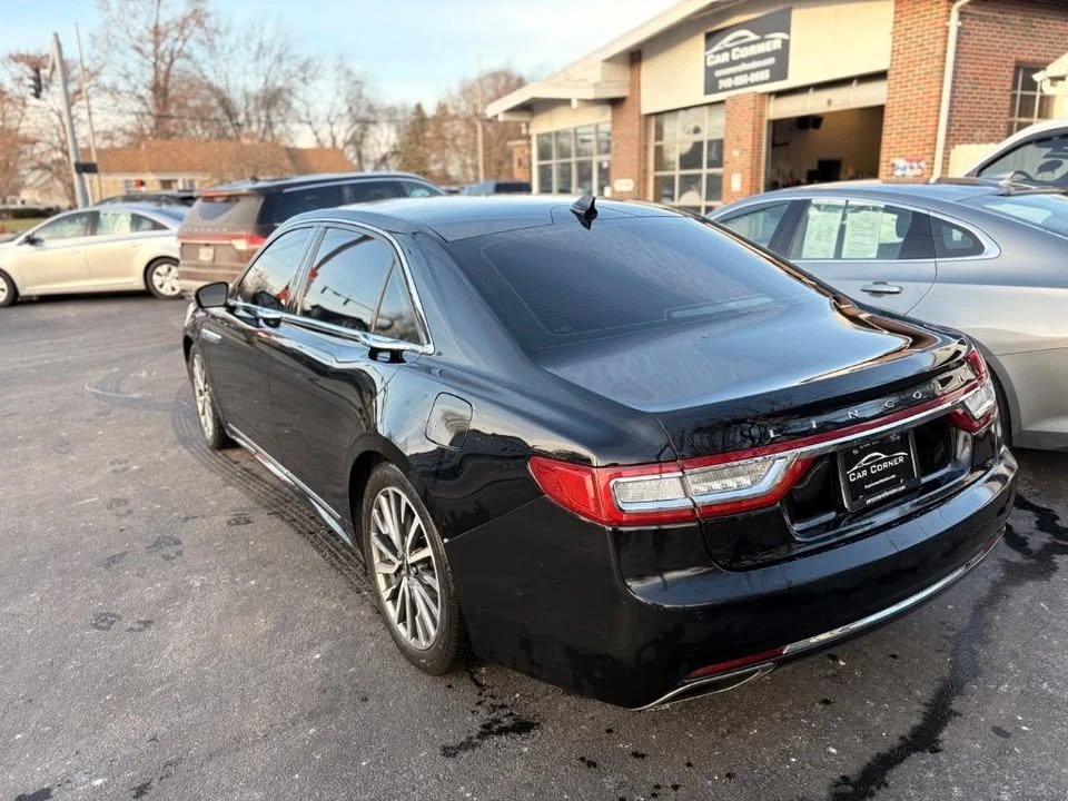 2018 Lincoln Continental 10th Gen - Image 4 of 16