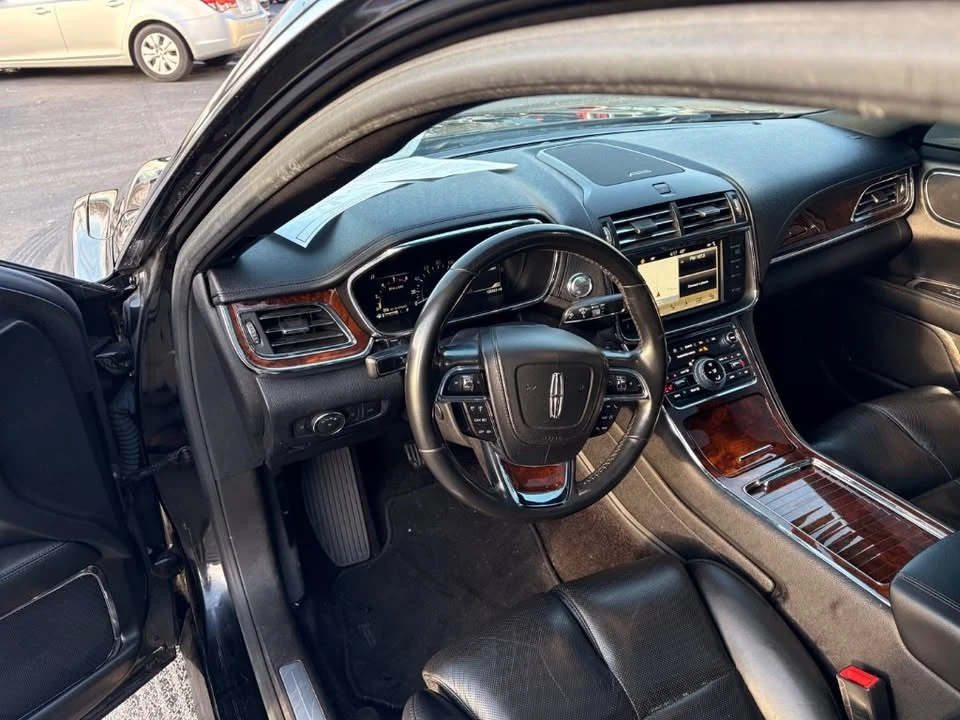 2018 Lincoln Continental 10th Gen - Image 9 of 16
