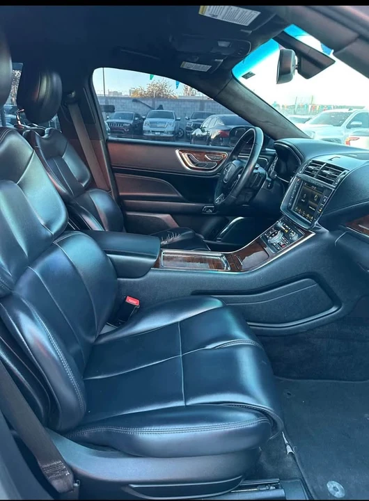 2018 Lincoln Continental 10th Gen - Image 6 of 8