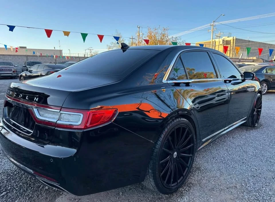 2018 Lincoln Continental 10th Gen - Image 2 of 8
