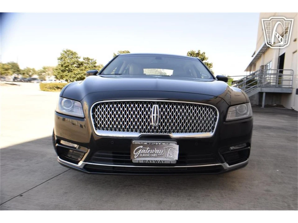 2018 Lincoln Continental 10th Gen - Image 22 of 31