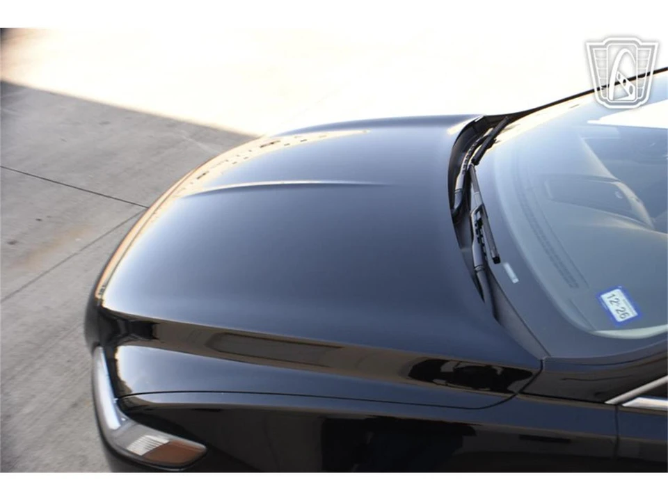 2018 Lincoln Continental 10th Gen - Image 28 of 31
