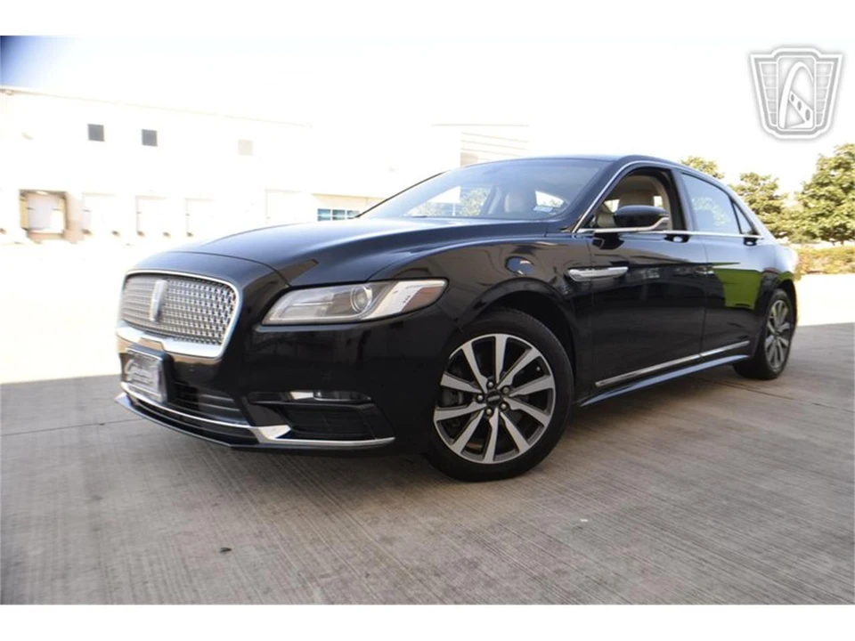 2018 Lincoln Continental 10th Gen - Image 25 of 31