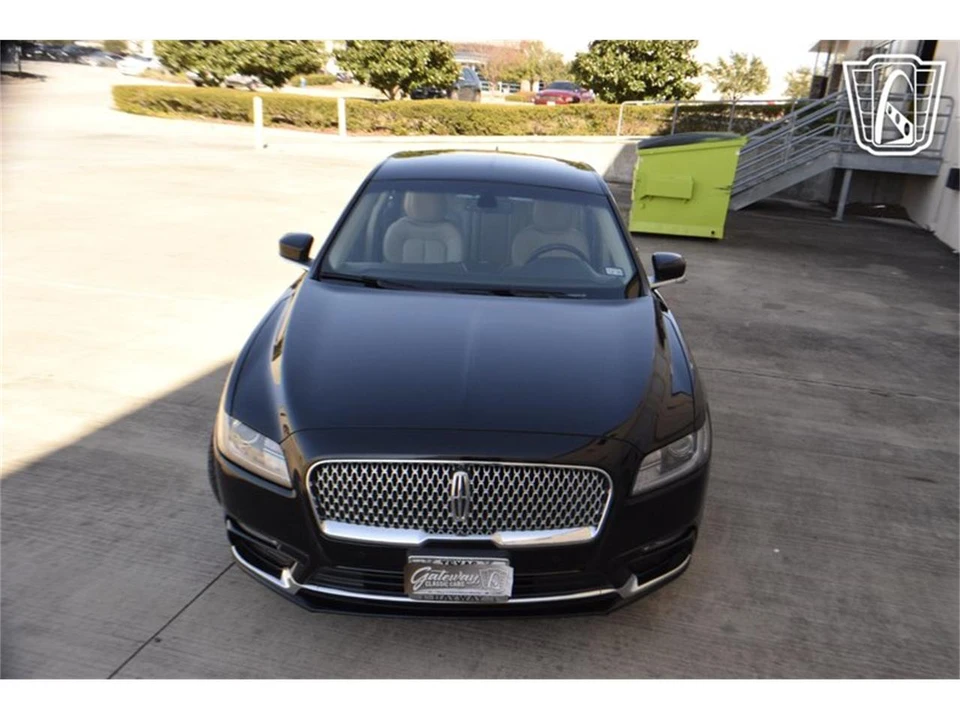 2018 Lincoln Continental 10th Gen - Image 20 of 31