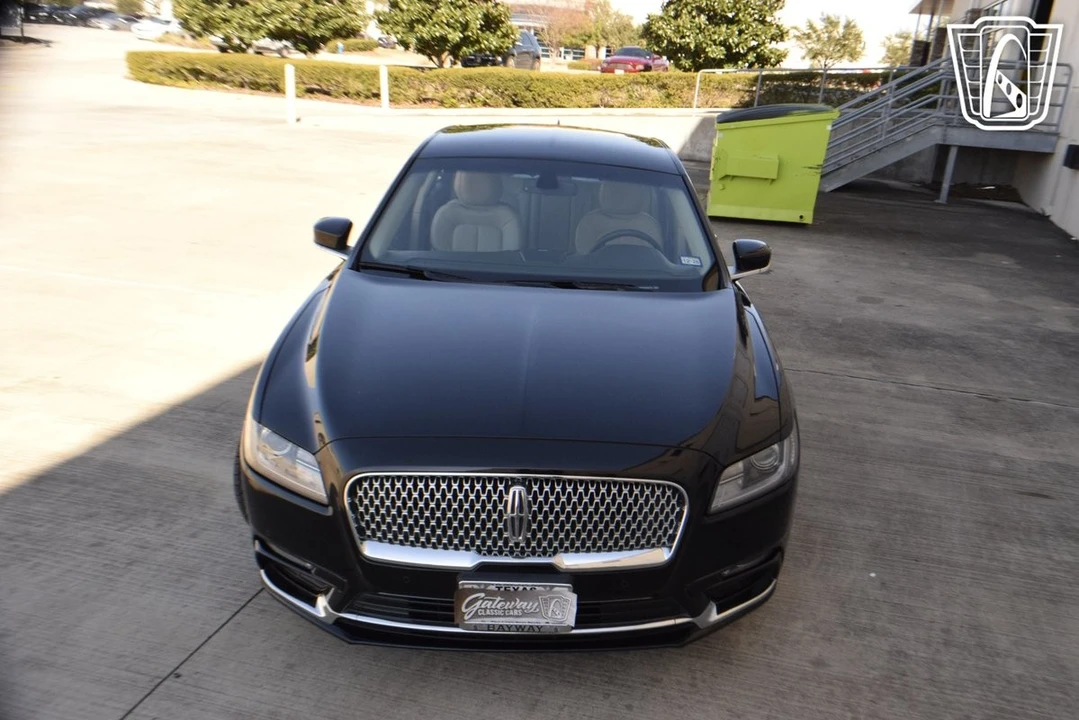 2018 Lincoln Continental 10th Gen - Image 21 of 21