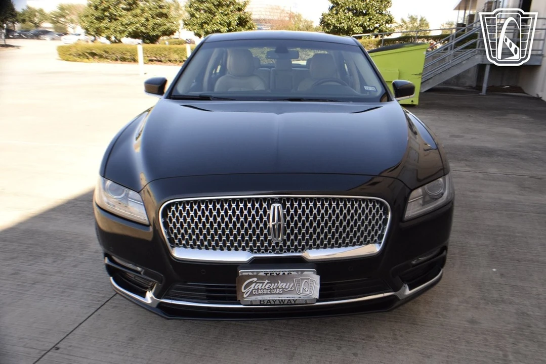 2018 Lincoln Continental 10th Gen - Image 22 of 31