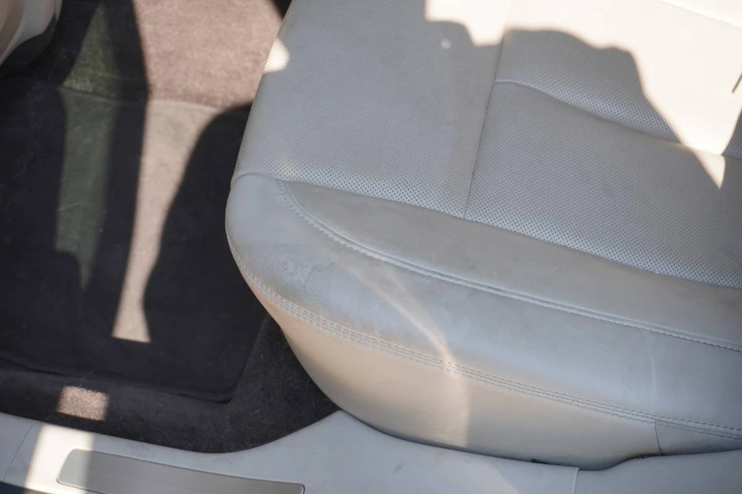 2018 Lincoln Continental 10th Gen - Image 21 of 24