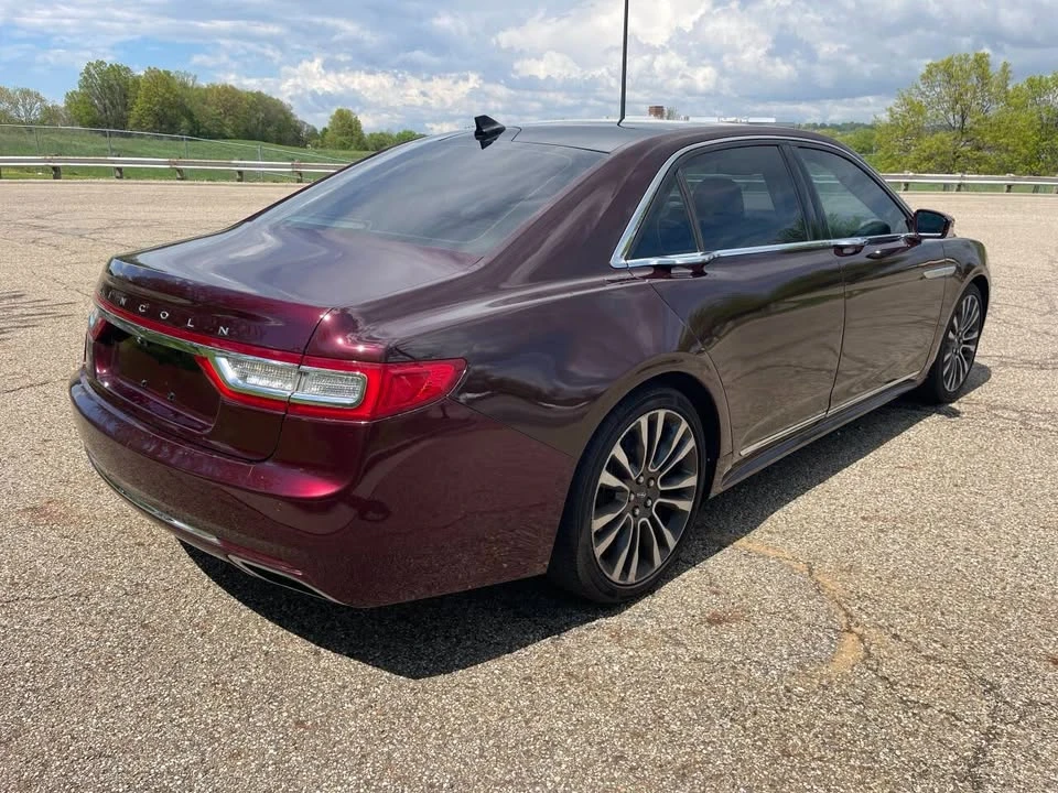 2018 Lincoln Continental 10th Gen - Image 8 of 20