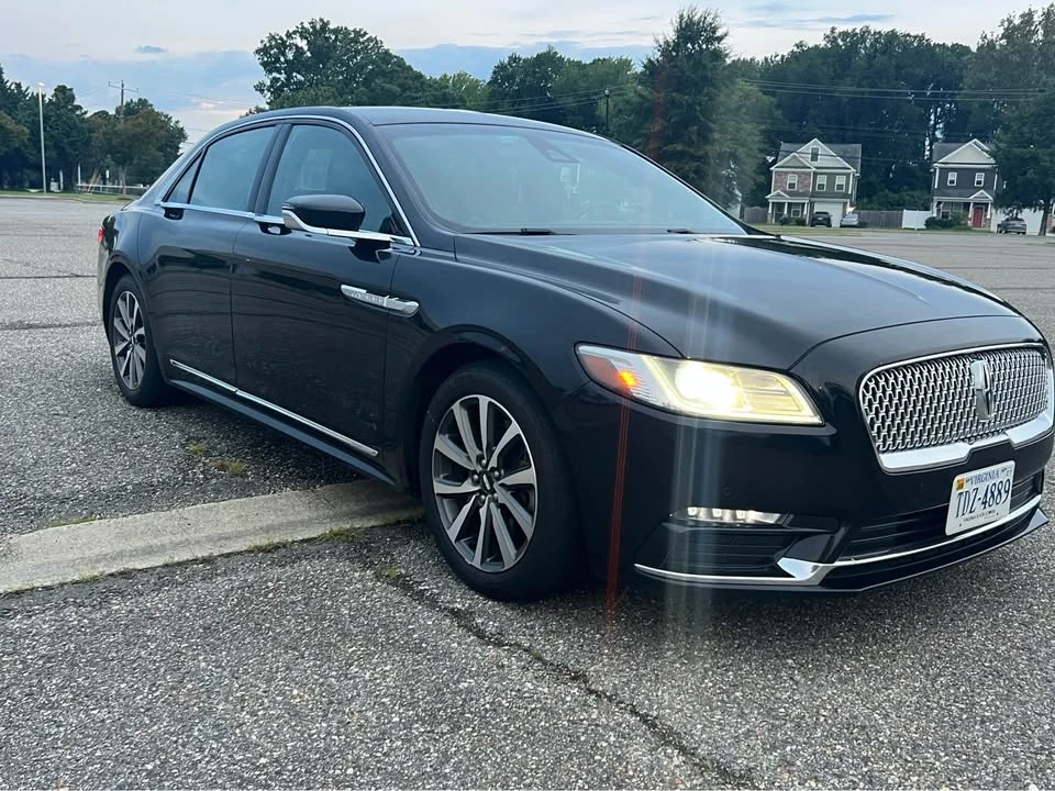 2018 Lincoln Continental 10th Gen - Image 2 of 20