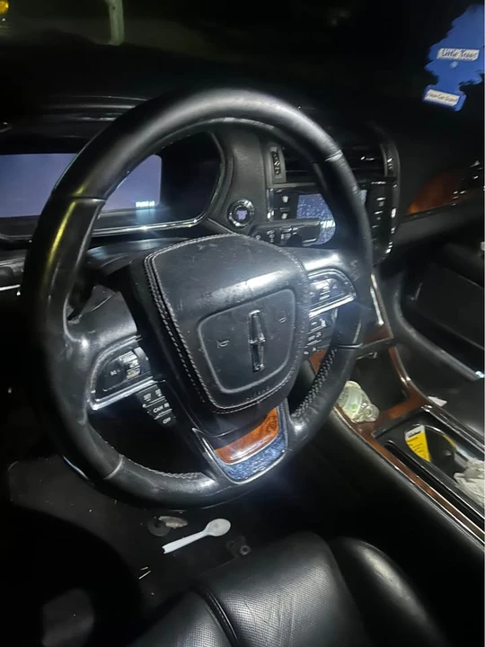 2018 Lincoln Continental 10th Gen - Image 6 of 6