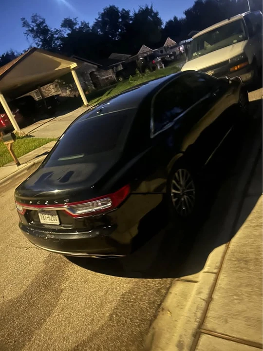 2018 Lincoln Continental 10th Gen - Image 4 of 6