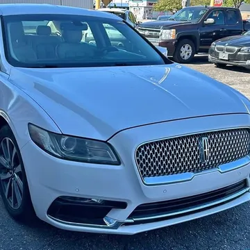 2018 Lincoln Continental Executive Sedan 4D