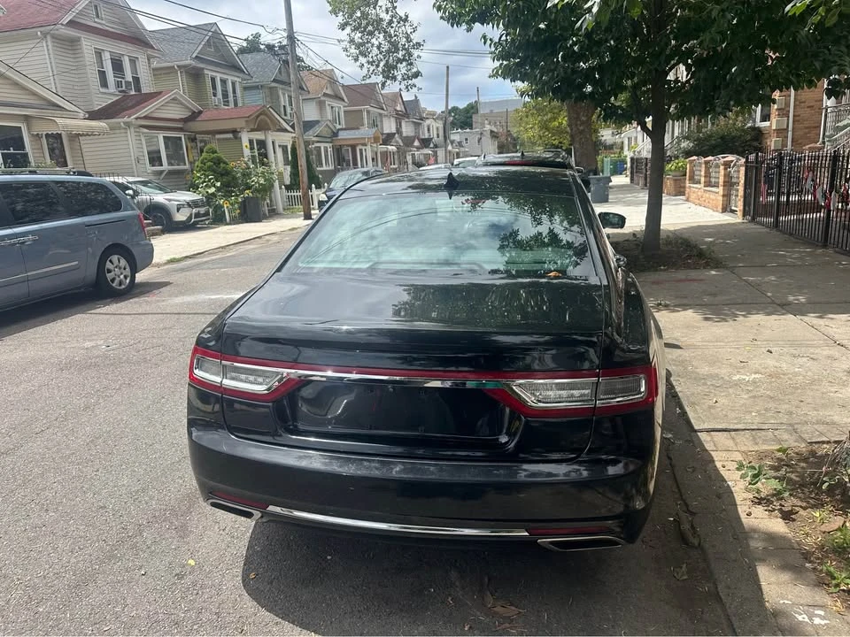 2018 Lincoln Continental 10th Gen - Image 3 of 10