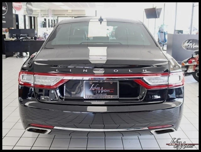 2018 Lincoln Continental 10th Gen - Image 11 of 21