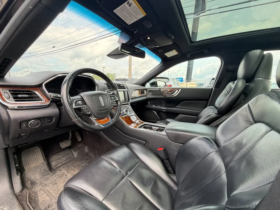 2018 Lincoln Continental 10th Gen - Image 12 of 20