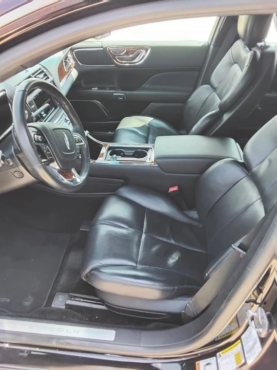 2018 Lincoln Continental 10th Gen - Image 9 of 13