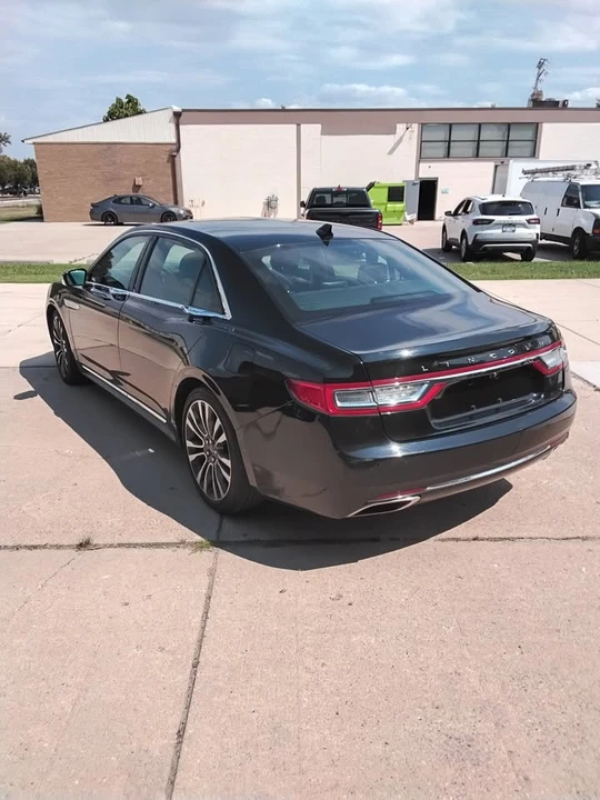 2018 Lincoln Continental 10th Gen - Image 6 of 13