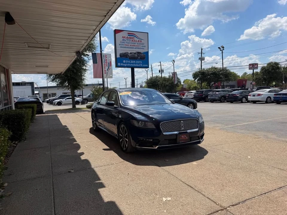 2018 Lincoln Continental 10th Gen - Image 2 of 20