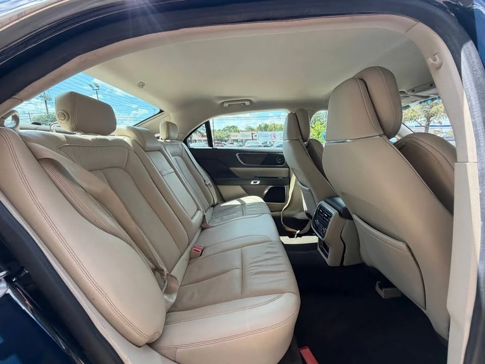 2018 Lincoln Continental 10th Gen - Image 14 of 20