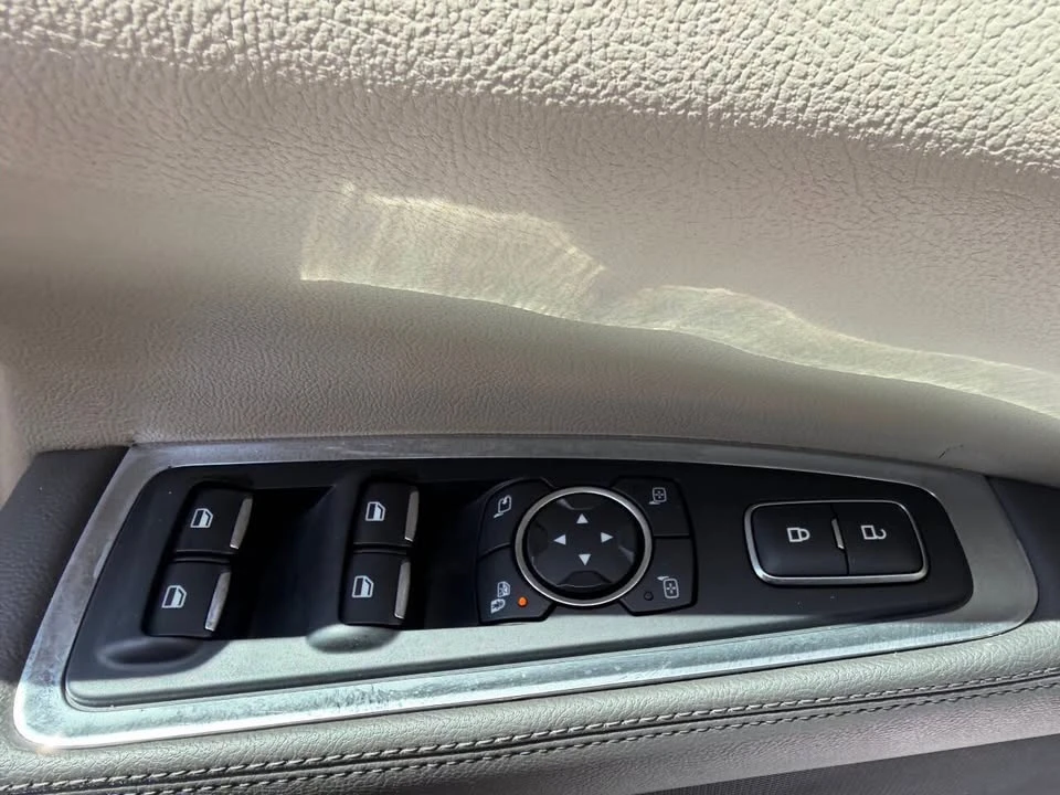 2018 Lincoln Continental 10th Gen - Image 19 of 20