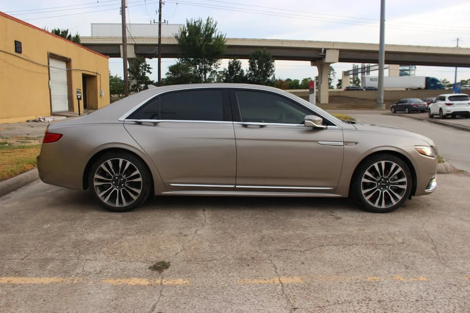 2018 Lincoln Continental 10th Gen - Image 4 of 20
