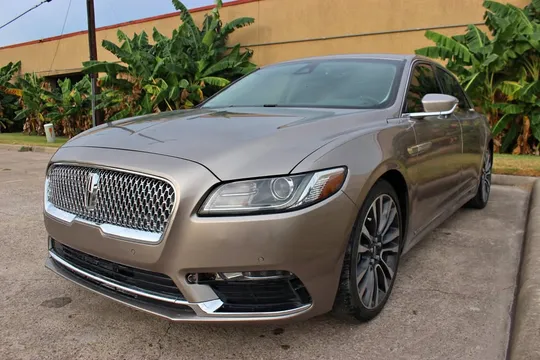 2018 Lincoln Continental Select FWD
