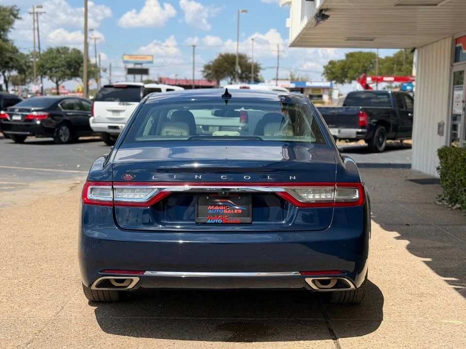 2018 Lincoln Continental 10th Gen - Image 7 of 20