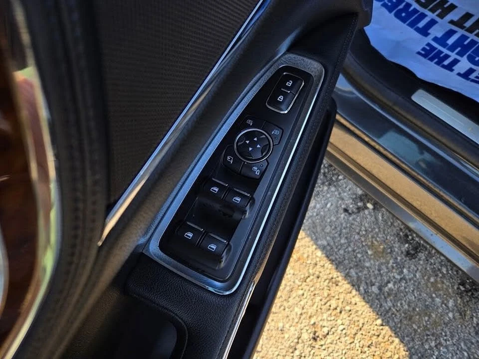 2018 Lincoln Continental 10th Gen - Image 14 of 20
