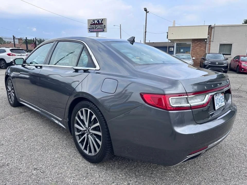 2018 Lincoln Continental 10th Gen - Image 5 of 20