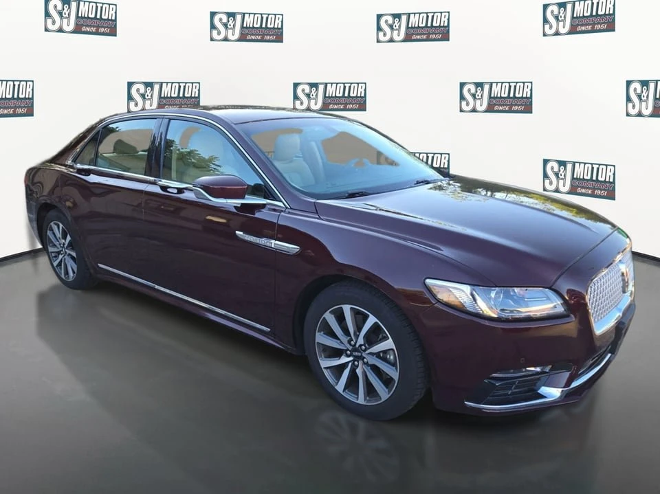 2018 Lincoln Continental 10th Gen - Image 3 of 20