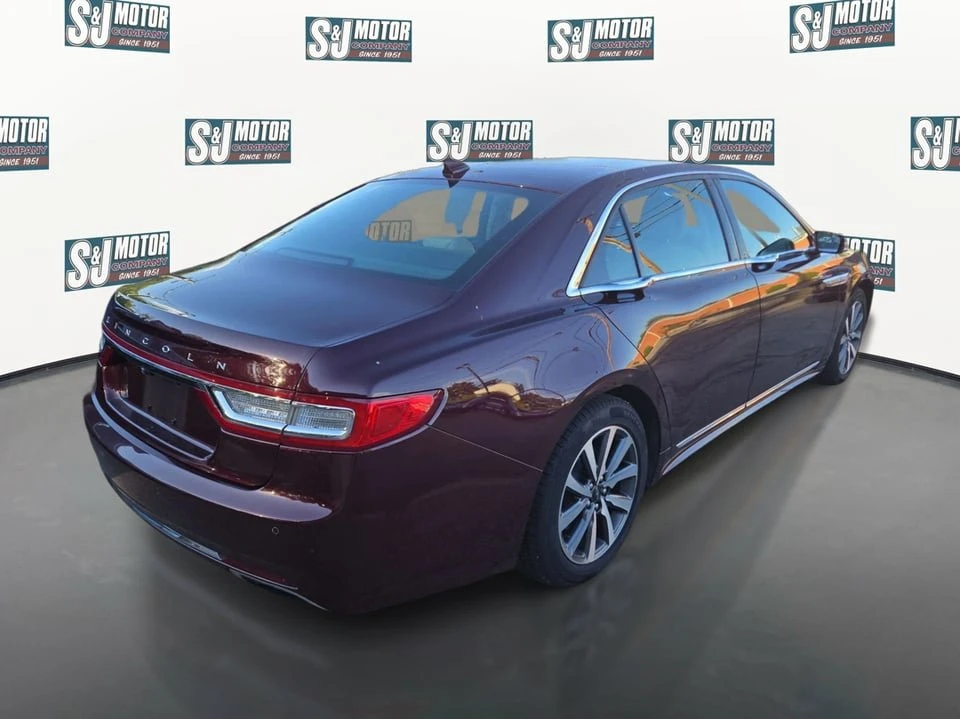 2018 Lincoln Continental 10th Gen - Image 5 of 20