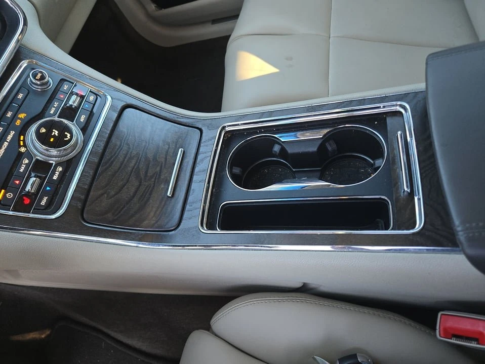 2018 Lincoln Continental 10th Gen - Image 16 of 20