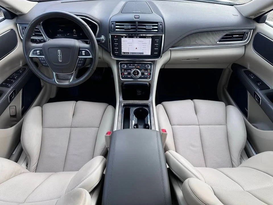 2018 Lincoln Continental 10th Gen - Image 15 of 20