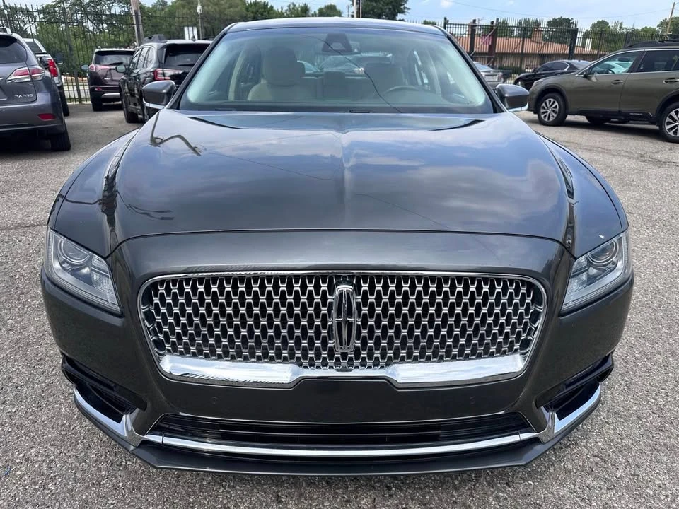 2018 Lincoln Continental 10th Gen - Image 2 of 20