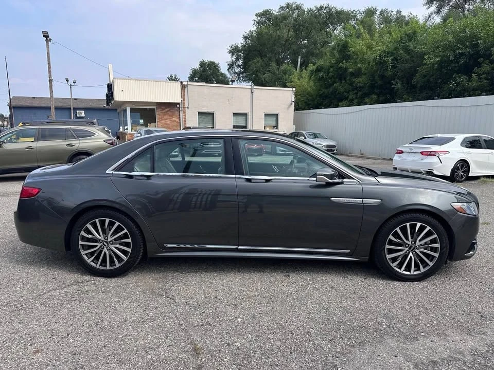 2018 Lincoln Continental 10th Gen - Image 8 of 20